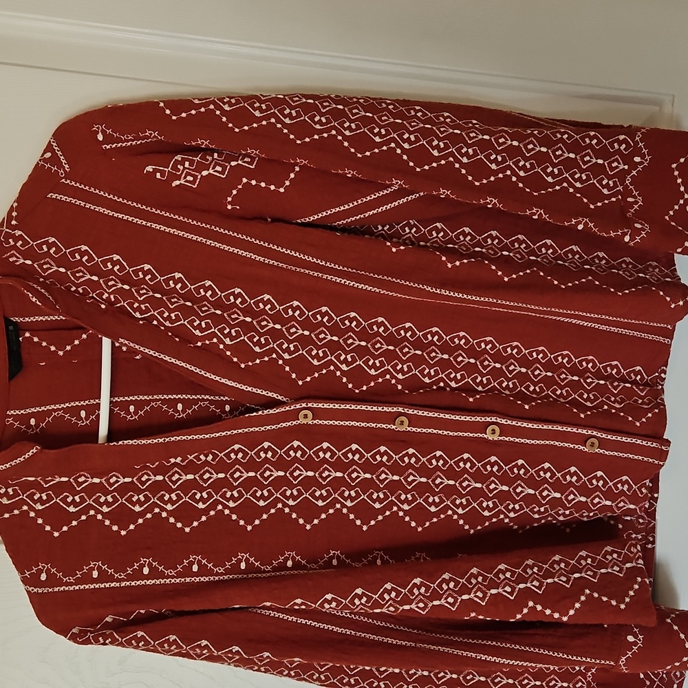 Zara Red Textured  Blouse with White Accents.Back Vent And Wooden Buttons.